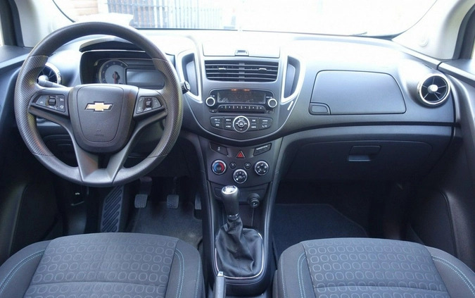 Chevrolet Trax cena 34900 przebieg: 171000, rok produkcji 2014 z Szczecinek małe 172